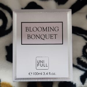 Source Unknown Blooming Bonquet Perfume